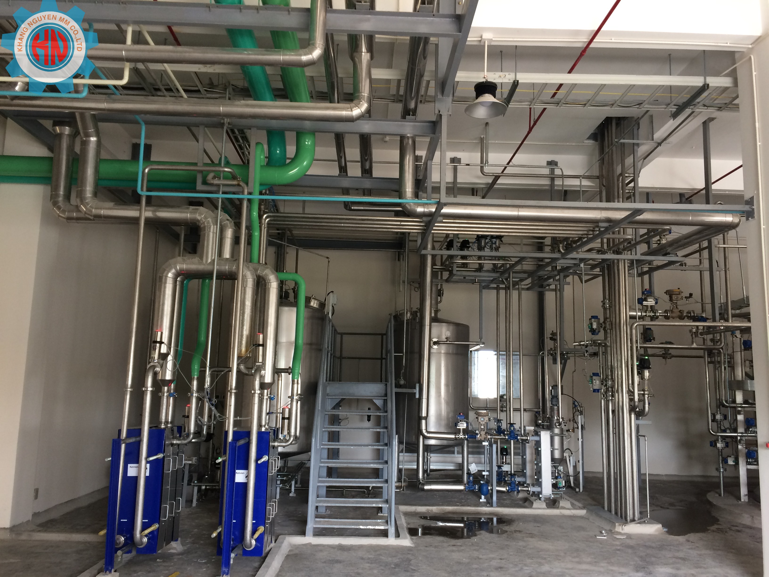 Thi công đường ống cooling, chiller