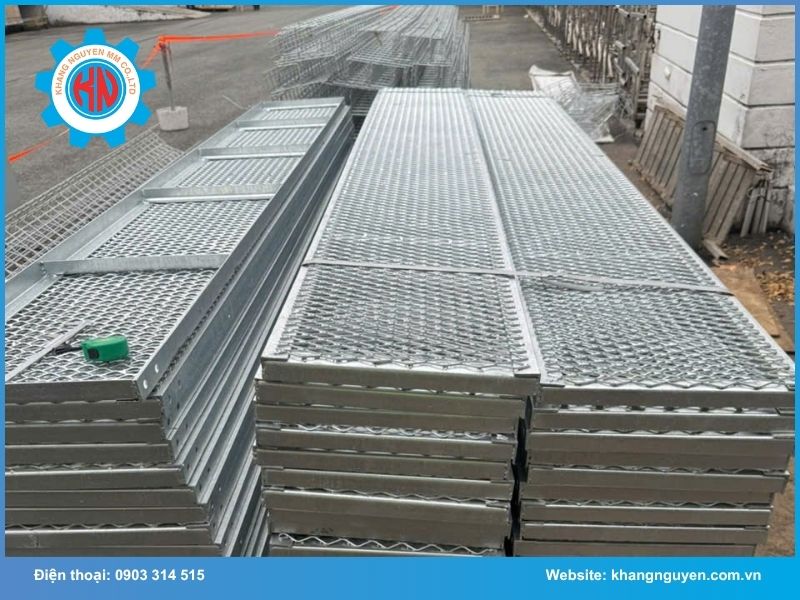 Báo giá dịch vụ chế tạo sàn thao tác tại Hà Nội